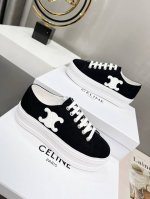 260 Celine 赛琳2025 Ss新款低帮帆布鞋 平底小白鞋 简单 舒服 干净 最近真的中了Celine毒 这季每一款都好看 爱死了 可爱的圆头设计 复古