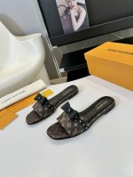 louis Vuitton路易威登，1:1高级定制鞋面，面料:定制Lv专用面料，内里：羊皮，码数:35 42,带图下单，橡胶底 ，真皮底 ，欢迎传图砸单，