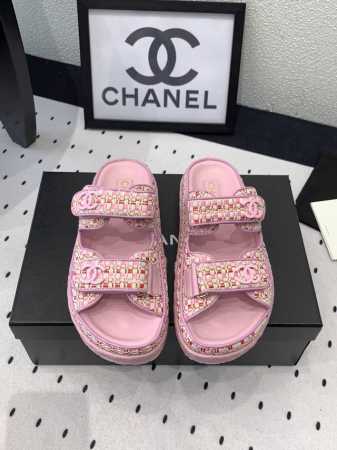 Chanel新款半拖沙滩鞋 高版本出货 上脚舒适超显腿型 夏季出行旅游必备单品 高密度编织鞋面 羊皮垫脚 原版开模大底 Size: 35-39 40 41订做 - 点击图像关闭