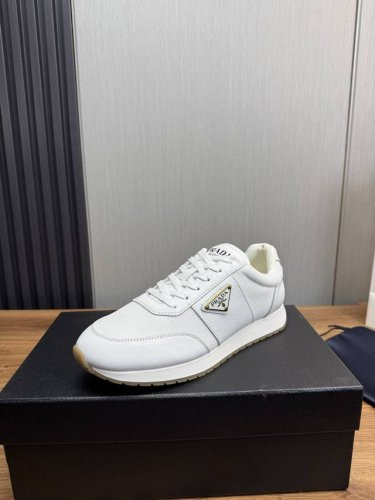 工厂p价 prada普拉达 官网同步新款 高品质出货爆款热卖 原版牛皮拼网面+牛皮内里 11复刻 原厂原版底 38-45 男45定做不退换