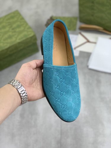 工厂价 实价 水染牛里 古驰懒人套脚皮鞋爆款精选 古奇gucci 官网最新款古奇懒人皮鞋，爆款版型简洁大气，潮男专属.独有的官网最新品牌原版双g压花素元素古奇原