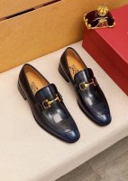 商品商标 Ferragamo 菲拉格慕 休闲皮鞋 正码码数: 38-44 45订制 商品材料 精选 进口头层开边珠牛皮鞋面+原版五金扣 进口水染牛皮内里 强烈立