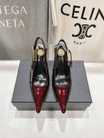 高版本出厂380 Saint Lauren* 圣罗兰Ysl 25 春夏全新走秀高跟鞋 全新鞋型配上圣罗兰标志6.5Cm新金跟！ 唯有Ysl最懂女人心，不接受反驳