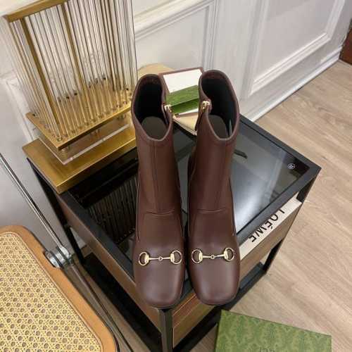 GUCCI 古驰 4 G家2024秋冬新品 专柜最新经典马衔扣粗跟短靴系列 上脚轻松驾驭任何服饰。设计简约、选择多样化的基础款，而非看似简单，实则添加许多繁琐必