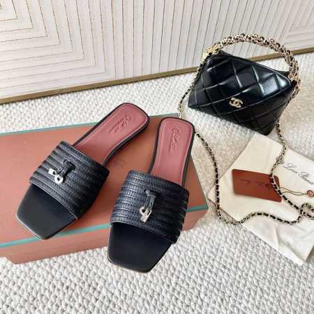 拖鞋 凉鞋 代购版 Loro Piana LP Sprightly Charms系列 方头凉拖鞋 凉鞋材质：面料原版牛皮，牛皮内里及垫脚进口真皮大底码数：35- - 点击图像关闭