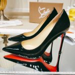 p直销 女鞋 女装 Christian Louboutin 克里斯提.鲁布托 Cl红底鞋早春款。 仙女必备的一款高跟鞋，5种跟高任选！原版拆卸开发，原版工艺制作