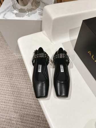 出厂价 Alaia 新款 早春方头芭蕾舞平底单鞋 原版购入法国一线奢侈品牌Alaia 阿莱亚25Ss法式仙女芭蕾舞平底跳舞鞋，Alaia品牌源自其创始人，Azz - 点击图像关闭