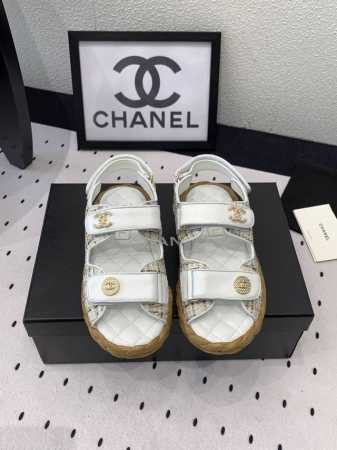 Chanel新款沙滩鞋 高版本出货 上脚舒适超显腿型 夏季出行旅游必备单品 原版牛子布鞋面 羊皮垫脚 原版麻绳大底 Size: 35-39 40 41订做 - 点击图像关闭