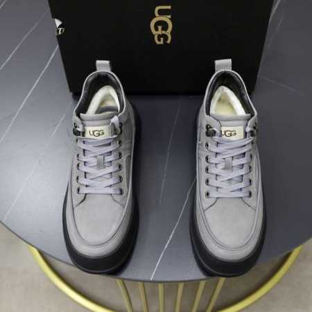 澳洲进口加厚羊毛 品牌：UGG正品代购 尺码：39 44 等级： 官网1:1 材料： 头层真皮防水防冻鞋面 真毛内里 原版防滑 柔软 耐磨大底 款式类别：男士休 - 点击图像关闭