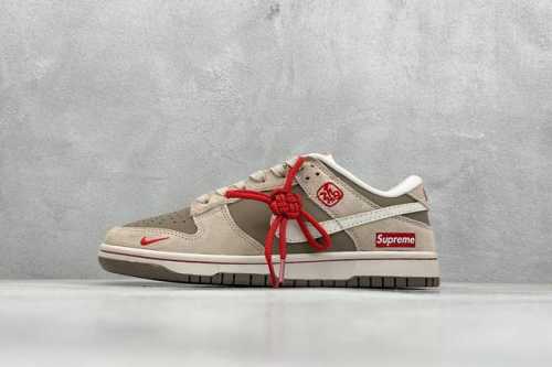 400 現貨 终端放店 Xc版 Nike Sb Dunk Low X Supreme 蛇年限定 棕红小钩 纯原大厂出品 极力推荐 原装头层材料 独家版型蒸餾加工