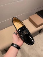 品牌Louis Vuitton，官网原版Lv专注高端，官网新款男士豆豆鞋专柜爆款系列 顶级原单品质，真材实料，原单南非进口头层牛皮 ， 头层羊皮里，原版御用耐磨