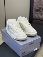 hogan fw 24 new arrival～ 霍根24秋冬 面包款毛毛鞋，超轻超轻的 小牛皮鞋面，内里皮毛一体、过冬绝绝子单品！时髦舒适；不容错过呀 siz