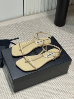 小众潮牌 Jilsander 吉尔桑达2025春夏新款简易带子小方头平底凉鞋 这款凉鞋真的太性感漂亮了，简单又不失时髦的设计 矮跟上脚舒适不累脚，轻松拿捏法式的