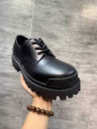 爆顶级版本巴黎世家Balenciaga STRIKE 厚底德比鞋休闲大头鞋，原版大底一比一开模，大底全真走线，非市面上女码大底，面料进口开边珠，垫脚牛皮，里布牛 - 点击图像关闭