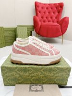 橙子出厂价p Gucci 古驰 经典刺绣Gg低帮老花厚底帆布鞋 休闲鞋板鞋 情侣款 重工刺绣追求极致 增高上脚舒适 底轻！ 面料：特定双G刺绣印花条纹提花织法帆