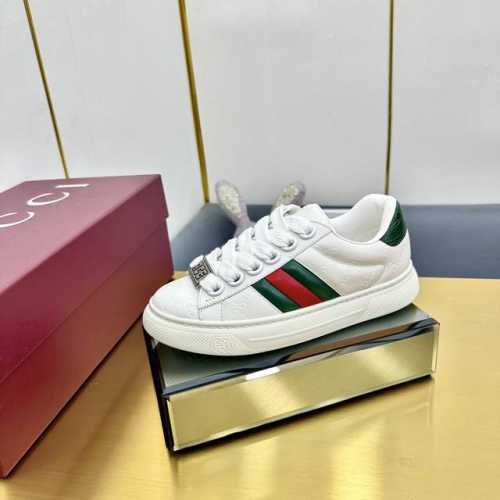 顶级版本 GuCci 最新2024早秋经典ACe系列厚底面包鞋红绿织带P r o情侶休闲鞋G G运动板鞋顶级高端品质原版购入开发，匠心打造 面 料：进口丝绸牛皮