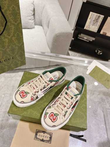 橙子出厂价p gucci 古驰 1977系列 经典低帮帆布鞋 休闲鞋板鞋 情侣款 码数 35-45