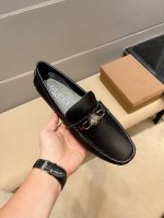 实价 古奇 原单新款，古奇男士官方旗舰店高端豆豆鞋，最新元素潮爆全球，官网火爆热卖，原版版本，专柜一比一，鞋面意大利进口原版柔软牛皮 假一赔十 ，原版防滑大底，