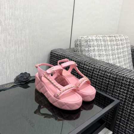 顶级 品质2025香乃儿Chanei厚底链条凉鞋1 进口混种小羊皮2 内里 垫脚羊皮3 一比一复刻橡胶4 SIZE：35-41 40 41定做不退换 5 出厂价 - 点击图像关闭