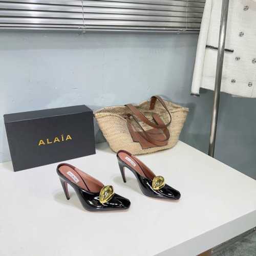 高品质出厂 ！小众潮牌 ALAIA 春夏新品鱼嘴高跟凉鞋足尖上的性感之资！ 精致的同时还具有时髦利落 摩登气场 鞋面进口小牛漆皮 头层牛皮 内里垫脚优质羊皮 意