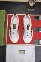 Gucci 古奇 官网1 1运动男鞋火爆上市，采用原版布料+水染羊皮内里，再加官网原版1 1舒适大底。时尚百搭，着脚超舒适、透气。标准鞋码38 45 45定做不