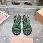 miumiu*缪缪 25夏季新品 全球最火凉鞋 出现在各大时装杂志封面 各路明星 小红书博主着用 搭配长裙 鞋面 牛皮 绳子 内里 羊皮内里 码数 35-41