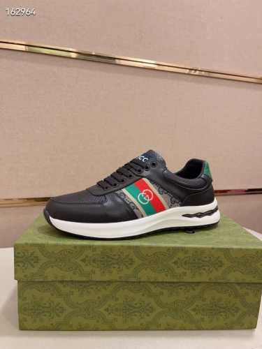 出厂价pp Gucci 新款原版复刻 休闲鞋 独家原版开模 鞋面采用原版牛皮 舒适的羊皮内里配古奇高级材料精制而成 原版专柜鞋底 穿着舒适 质量做工都无可挑剔