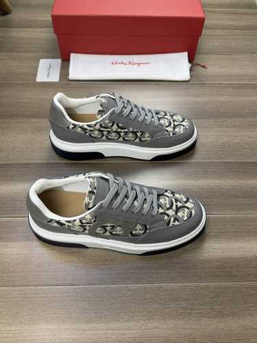 Ferragamo 菲拉格慕 实价 -高端品质 原单 -鞋面：纳帕小牛皮、品牌图腾帆布布匹、鞋身车缝品牌logo -内里：品牌帆布，垫脚；水染牛皮 -大底：橡胶