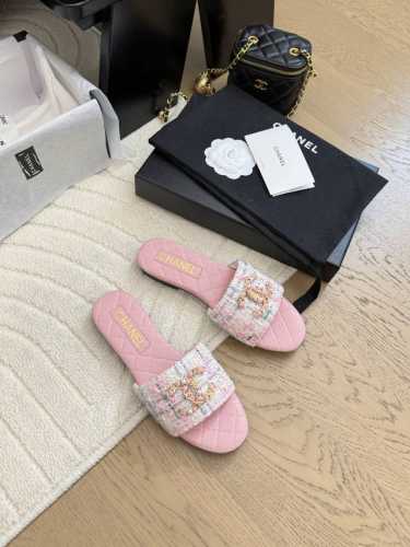 Chanel 25p春夏新品双C拖鞋 鞋面编织，内里羊皮，原版大底。 Size:35-39 40定