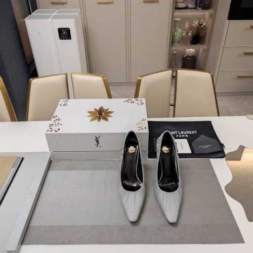SAINT LAURENT ” SYL圣罗兰 顶级版本25SS众明星网红追捧的圆柱体细高跟，丝绸打皱小方头高跟单鞋。SYL 2025官方VIP 贵宾版金花磁铁盒