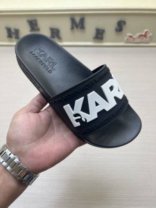 实价 Karl Lagerfeld 老佛爷 经典原单版本 卡尔 拉格斐；男士拖鞋，最新法国专柜同步发售，鞋底：原厂特供原版底，码数Size：38-45 颜色：多