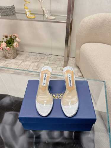 Aquazzur* 菠萝早春专柜新品仙女时装鞋系列，大量上新同步官网全系列均可定制龙年主打一个火爆，全网各大网红纷纷开秀，绝美的穿搭系列！ ★★★★★ 鞋面 P