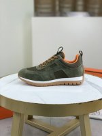 工厂价 HERMES 爱马仕 -高端品质 原单-鞋面：磨砂小牛皮、激光打孔品牌图腾工艺、鞋口松紧伸缩带、鞋舌丝印品牌logo-内里：进口混种羊皮-大底：超轻TP