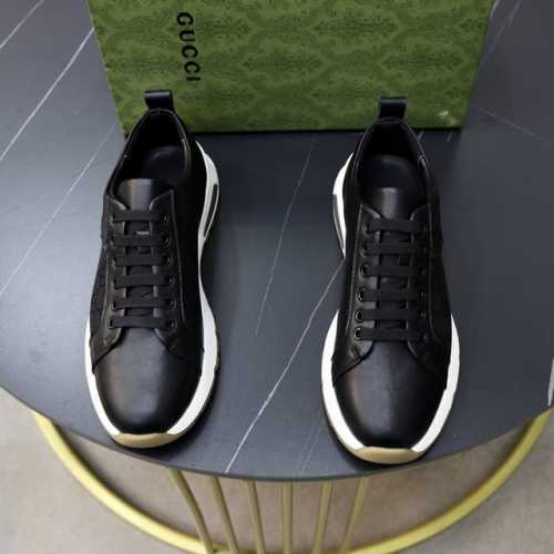 品牌：古奇Gucci 标准码：男码38 44 45可以定做 等级：官网同款 材料：原版牛皮 羊皮内里 原版耐磨柔软大底 款式类别：休闲运动版 年轻时尚 欧美潮流
