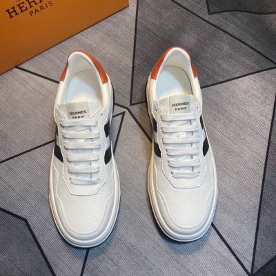 pp Hermes 爱马仕 男士拼色休闲鞋 富有质感的小牛皮细节 拼接原版牛皮面 此鞋款从马术世界汲取灵感 融合技术细节和实用功能.透气羊里 原版组合大底 高端