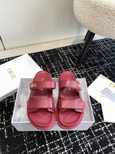 代购级dior 迪奥夏季爆款魔术贴一字带平底凉拖鞋 Go原版复刻 高端定制 超耐看超百搭款 上脚非常舒适 超好穿 比香奶奶款还香 鞋面：原版开模布料 五金：原版