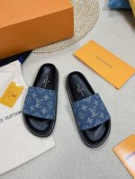 出厂 女码 男码 顶级版本 Louis Vuitton路易威登Lv拖鞋驴牌 春夏最新爆款系列 情侣彩色压花凉拖 高级慵懒风 百看不厌款 时尚度拉满 细节用心感受