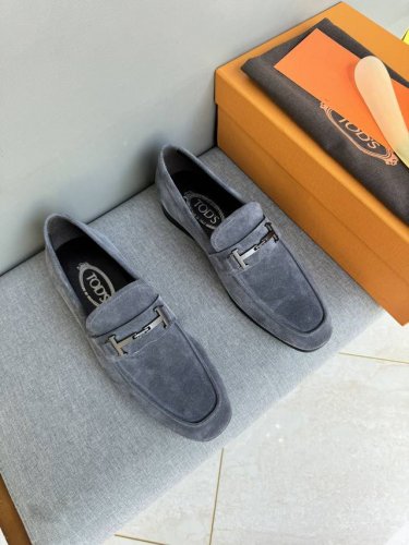原版开发 Tods托德斯休闲皮鞋 套脚鞋 专柜新款同步 精致手工缝线 做工细节堪比专柜 鞋面进口反毛牛皮 定制羊皮内里 原版tpu私模大底 黑色 灰色 深蓝色3