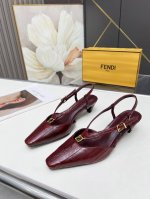 面料:鳗鱼皮 内里:羊皮 大底:真皮大底+烫金 码数:35-40 41.42.43定做 价格