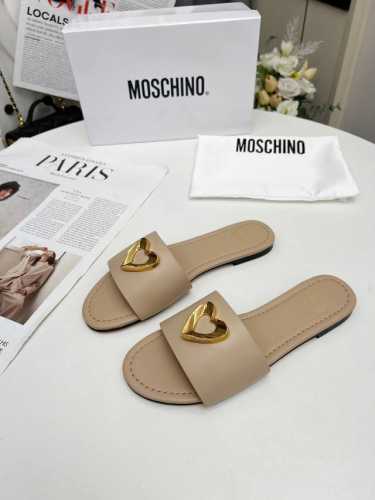 love Moschino莫斯奇经典款，牛皮面，羊皮内里，35－43，8色任选 出厂价p