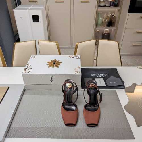 SAINT LAURENT ” SYL圣罗兰 顶级版本25SS众明星网红追捧的坡跟斜高跟，方头绑带小鱼嘴凉鞋。SYL 2025官方VIP 贵宾版金花磁铁盒 认清