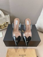 高版本出厂 独家新品 Alaia 阿莱亚24Ss 走秀款爱心高跟鞋 最近超火的一款高跟鞋 章小蕙同款 人气超高的一款高跟鞋 浪漫又迷人 舒适百搭配上不同款式，不