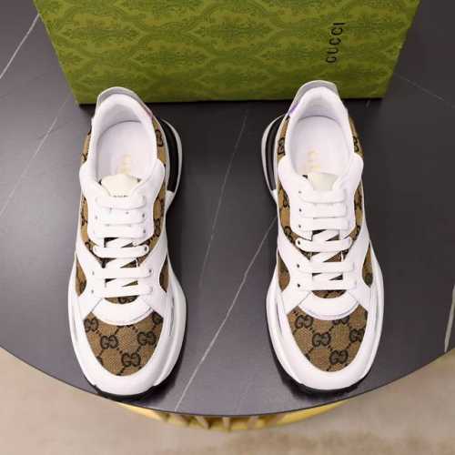 品牌：古奇gucci 等级：官网1:1原单 尺码：38-44 45定制 材料： 原版牛皮面 舒适羊皮内里踮脚 原版耐磨轻便大底 款式类别：休闲板鞋 运动鞋 颜色