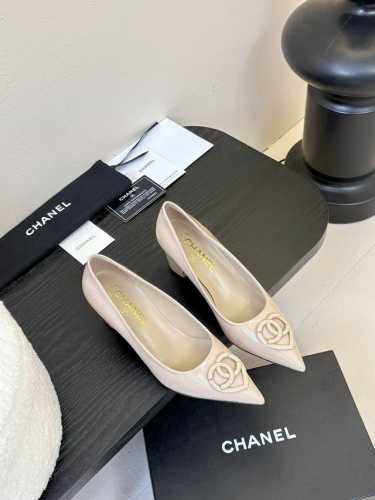 Ch*anel 25C新款爱心扣尖头单鞋 凉鞋绝美玛丽珍系列很难不爱鞋面 漆皮 内里羊皮 真皮大底原版开模五金 Size:35-39 4041定制