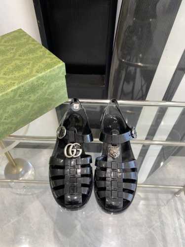 情侣款Gucci 25ss 春夏最新款 双G果冻凉鞋 专柜购买原版 正品一比一开发 所有细节 材料 全部跟你在专柜买到的都一样 欢迎细节对比 码数:36 44