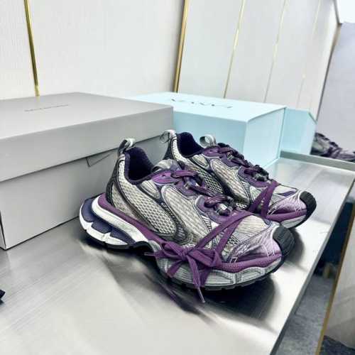 出厂价P 24春夏Balenciaga巴黎世家老爹鞋最新款 复古休闲运动鞋系列推出探索时尚界对于原创与挪用的概念、以全新系列致敬传承与经典， 以标志性Balen