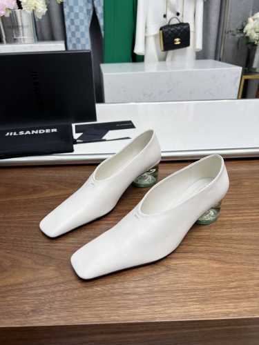 高品质出厂 Jilsander 24春夏极简主义小方头Pc透明粗跟浅口单鞋 市面顶级原单版，Zp对比做货，所有细节都跟柜上一致：包括鞋面皮料，鞋垫内里皮料、刻印