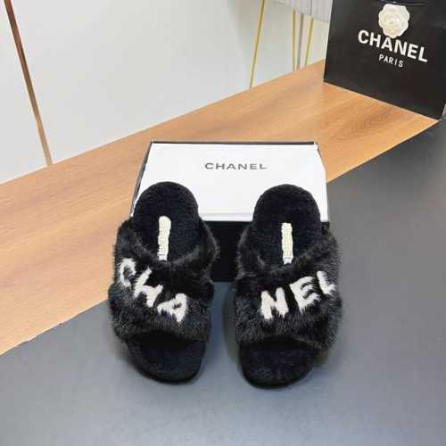 顶级版本 chanel 香奈儿 专柜同步新款厚底毛拖鞋 羊毛拖鞋 秋冬系列火爆上新，这一季毛拖香家小爆款！ 认准我家细节实力拍 专柜买版按正品1：1复制， 细节