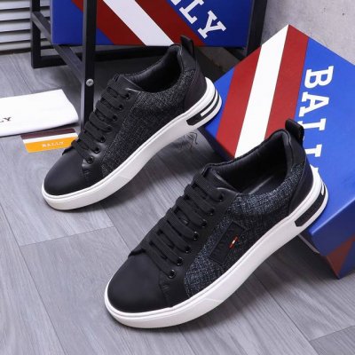 商品商标：Bally 巴利 休闲鞋 正码码数: 38-44 商品材料：精选牛皮拼接透气织布鞋面 羊皮内里 原版大底