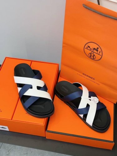 hermes男士 Kazimir拖鞋-顶级品质 编织饰若和小牛皮机能凉鞋 以 H 标志性图案为灵感的交织鞋面打造休闲造型 可谓夏日良伴 进口牛皮+牛皮内里+橡胶